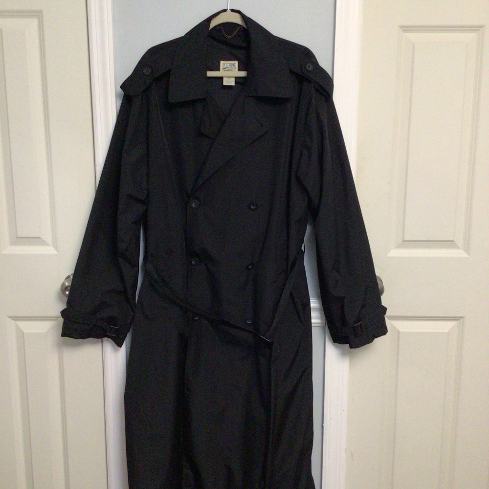 TravelSmith Black Men's Trench Coat Size XL Long
